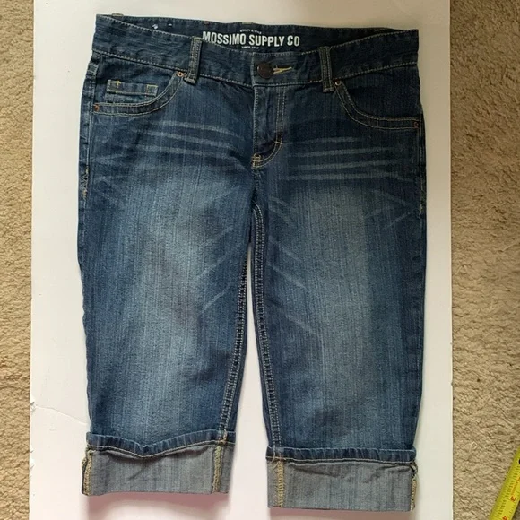 Mossimo Supply Co Utility 6-7 Long Shorts Capri Bermudas - Picture 3 of 9